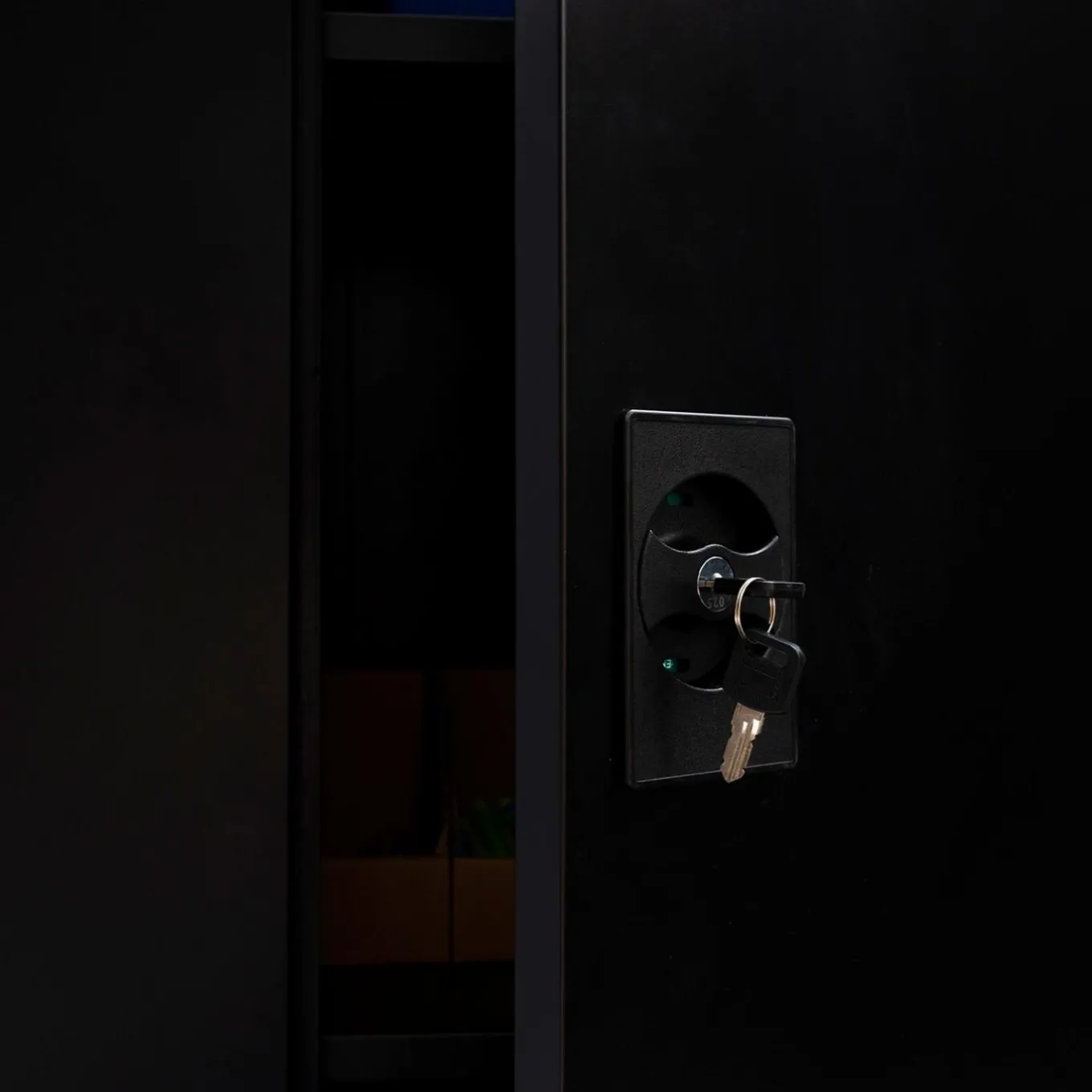 IDMarket Armoire de bureau en métal noir 80x180 cm* Collection Agencement Magasin|Collection Télétravail