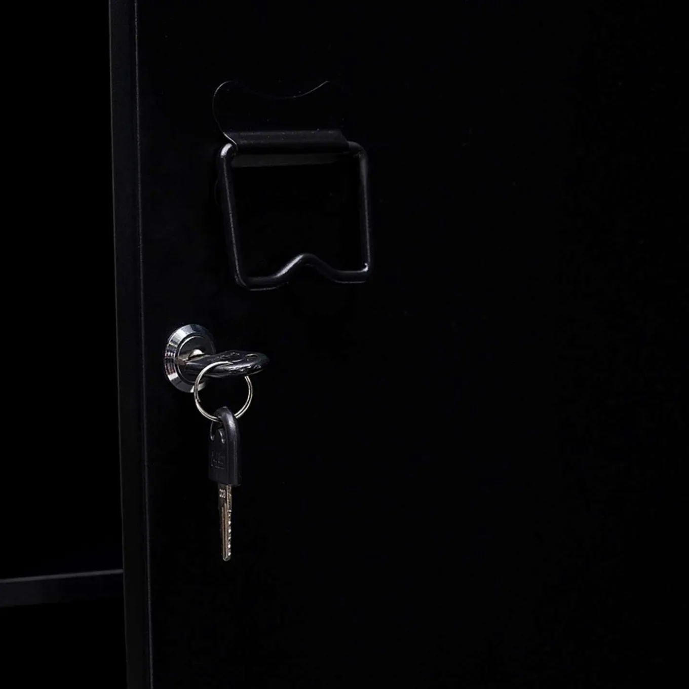 IDMarket Armoire vestiaire métallique noire* Rangement Et Accessoires|Collection Agencement Magasin