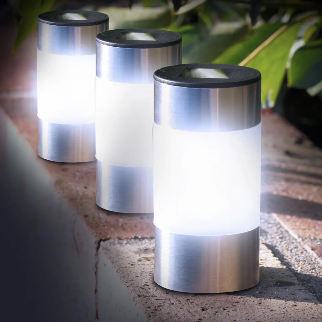 IDMarket Balises solaires sans fil avec détecteur de crépuscule* Eclairages D'Ambiance