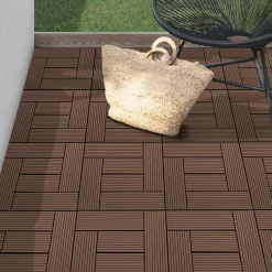 IDMarket Dalles de terrasse mosaïques clipsables bois composite taupe 30 x 30 cm* Revêtement Sol Extérieur