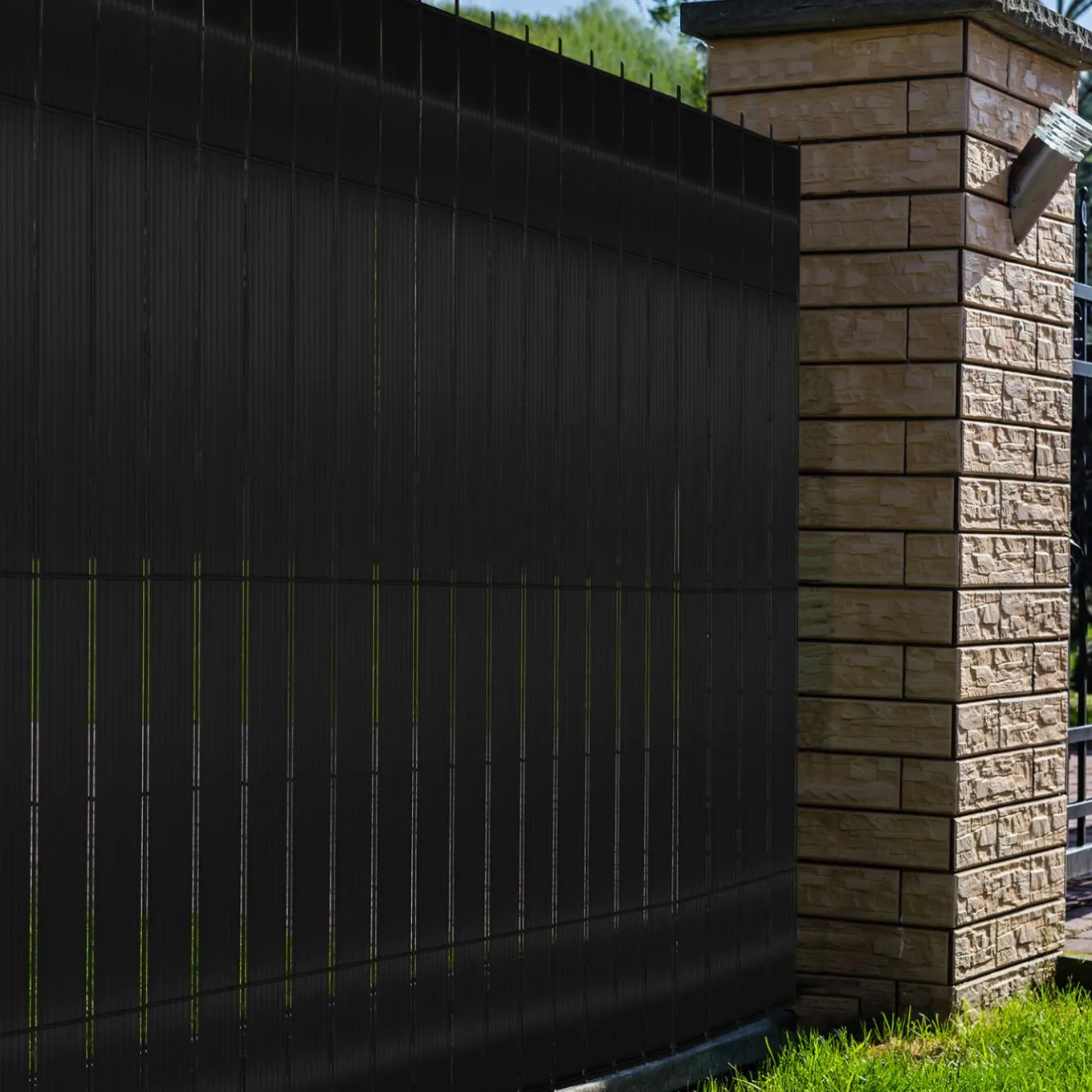 IDMarket Kit de lamelles d’occultation pour grillage rigide noires* Lamelles Occultantes|Panneaux Occultants