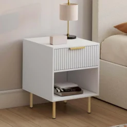 IDMarket Lot de 2 tables de chevet bois blanc avec 1 tiroir lattes tasseau, une niche et pieds doré* Tables De Chevet