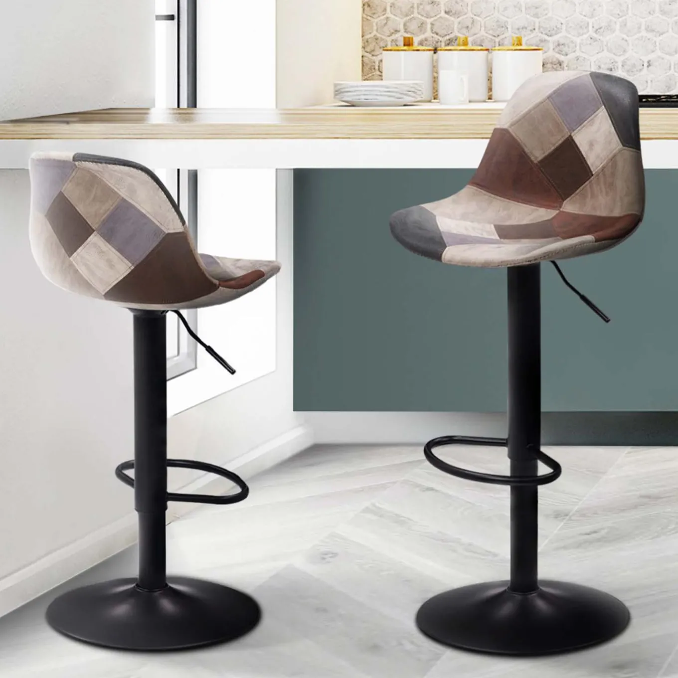 IDMarket Lot de 2 tabourets de bar design pied noir assise patchwork marron* Collection Contemporaine|Tabourets De Bar