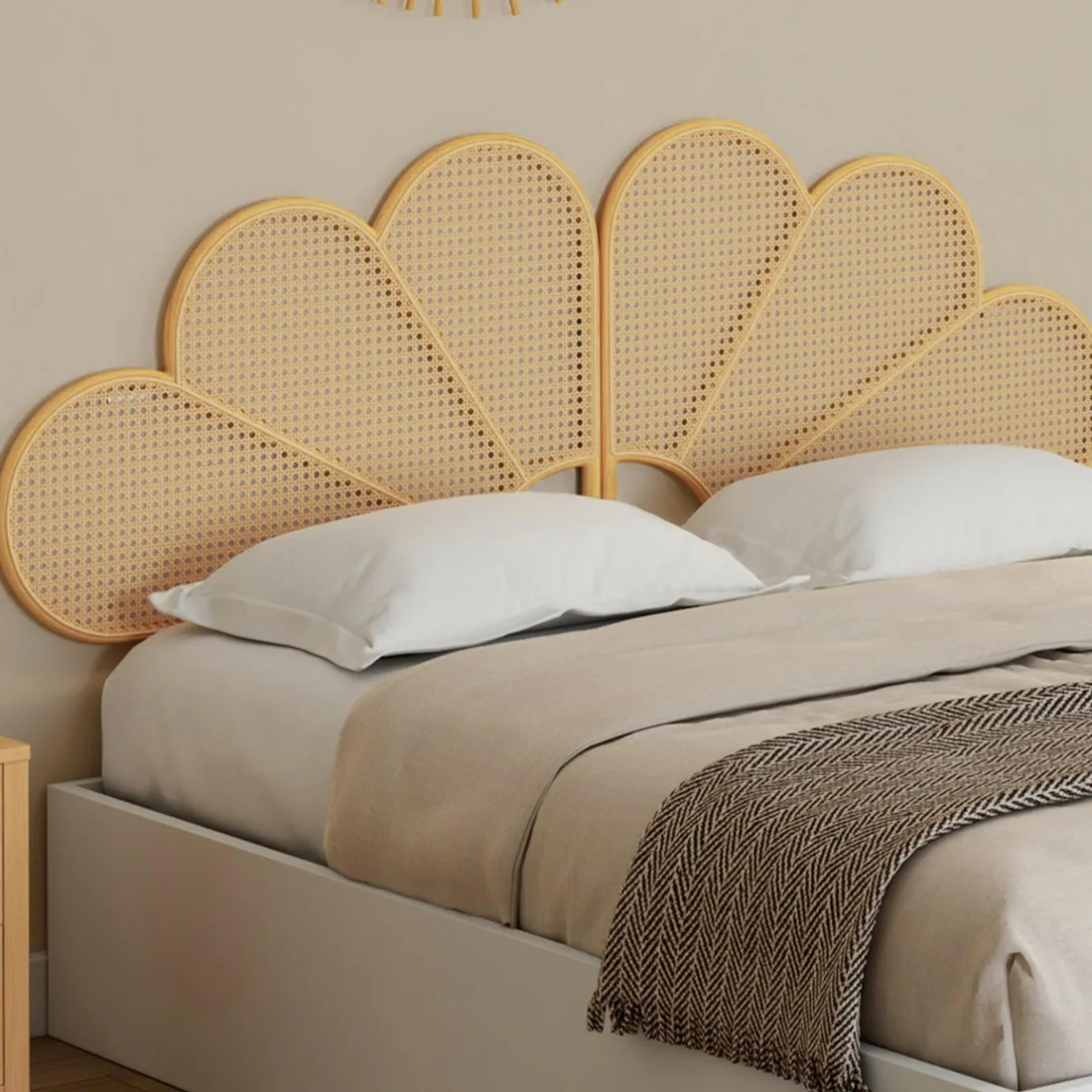 IDMarket Tête de lit suspendue effet rotin et cannage 160 cm en forme de fleur* Collection Cannage|Collection Scandinave